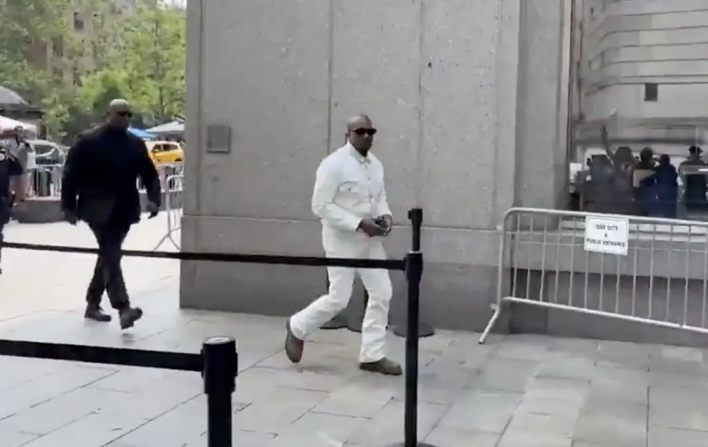 Ο Kanye West εμφανίστηκε στη δίκη του Diddy για να τον υποστηρίξει
